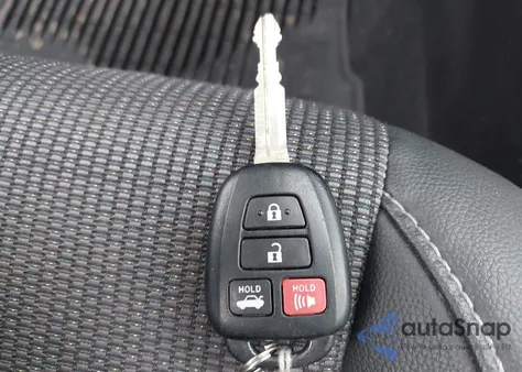 2018 Toyota Corolla Se z USA, uszkodzony, nr VIN 2T1BURHE6JC040995